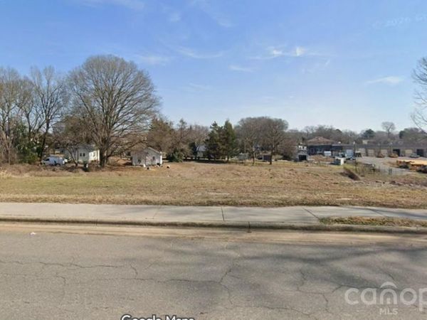 904 S Marietta Street , Gastonia, NC 28054