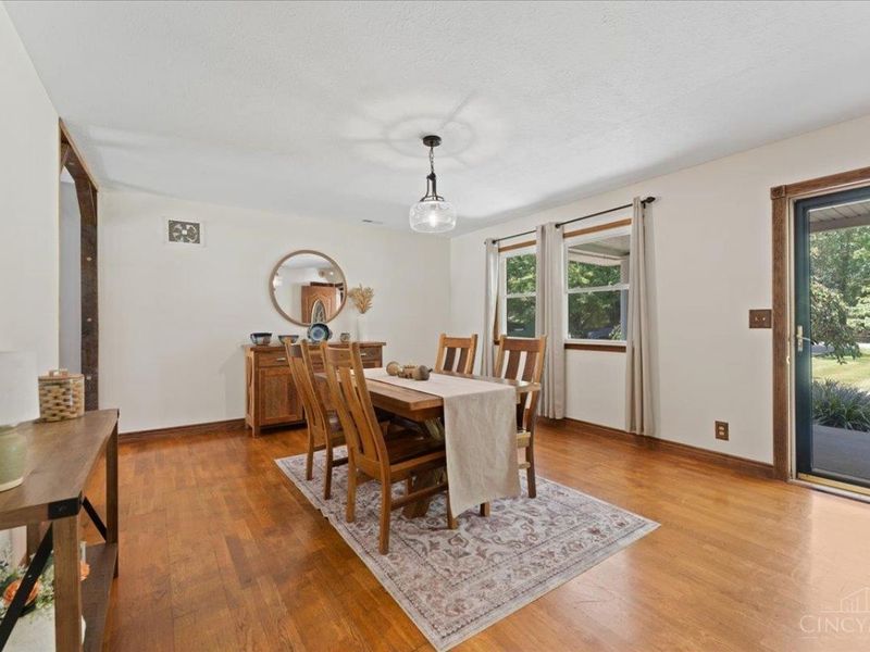 2715 St Rt 232, Tate Township, OH 45106 Photo 3