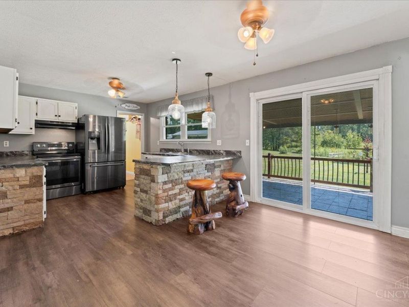 2715 St Rt 232, Tate Township, OH 45106 Photo 6