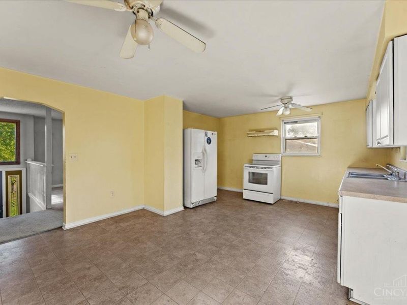 717 Mccormick Lane, Union Township, OH 45245 Photo 7