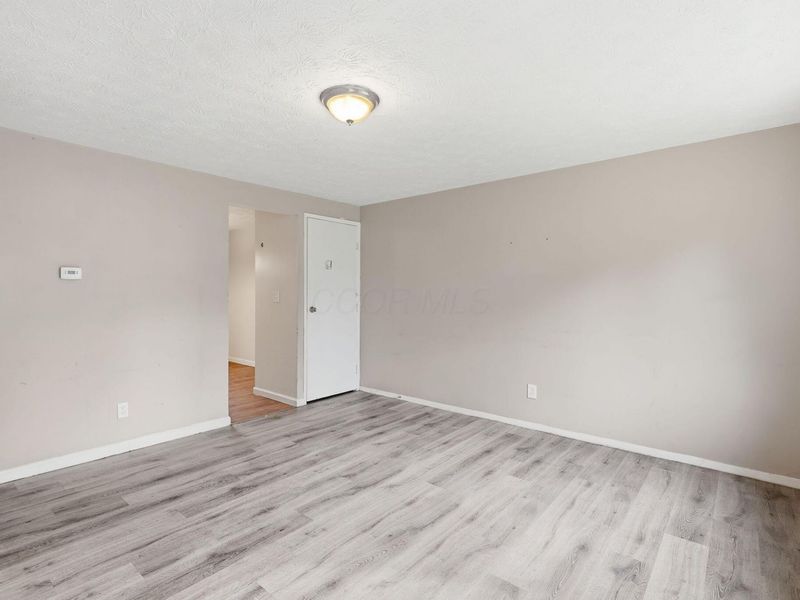 3313 Robin Hill Court E, Columbus, OH 43223 Photo 18