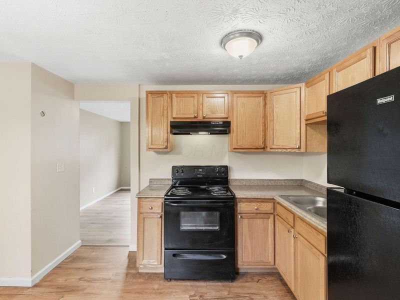 3313 Robin Hill Court E, Columbus, OH 43223 Photo 23