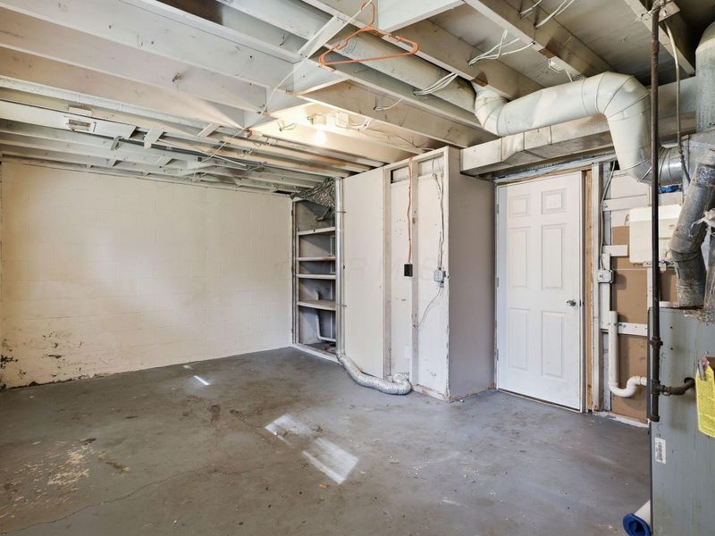 3313 Robin Hill Court E, Columbus, OH 43223 Photo 37