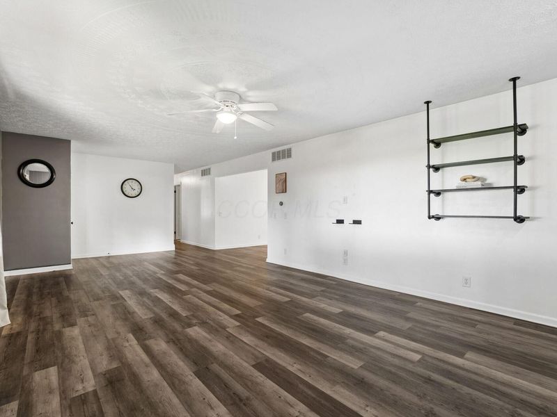 310 S Main, Croton, OH 43013 Photo 12