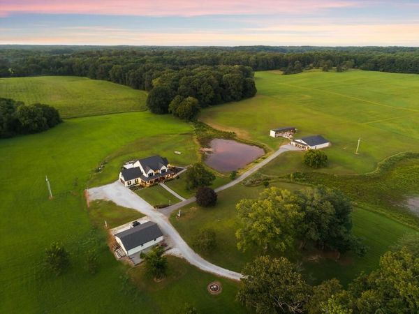9952 Missionary Ridge Rd, Bon Aqua, TN