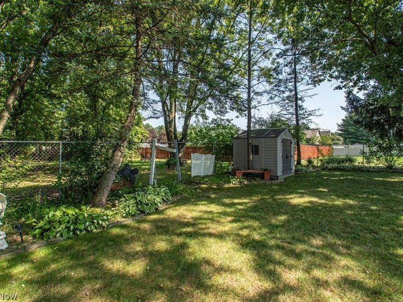 1458 Pepperwood Drive, Niles, OH 44446 Photo 34