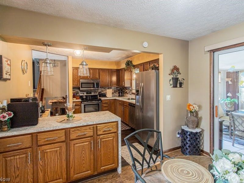 1458 Pepperwood Drive, Niles, OH 44446 Photo 6