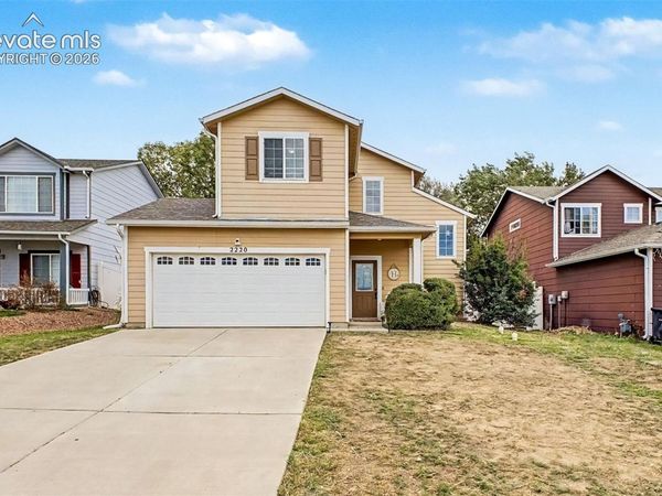 2220 Inspiration Lane, Pueblo, CO 81008