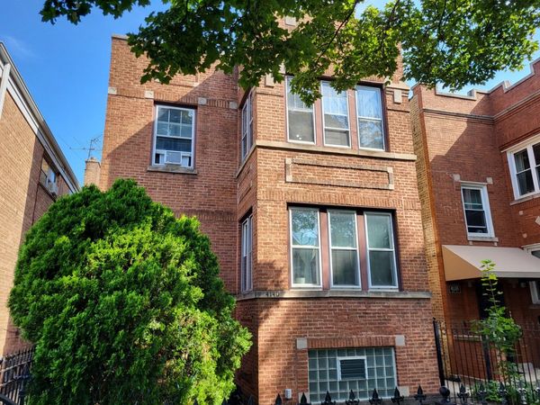 4140 W BARRY Avenue , Chicago, IL 60641