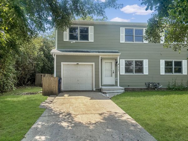3745 Johns Manville Avenue , Gurnee, IL 60031