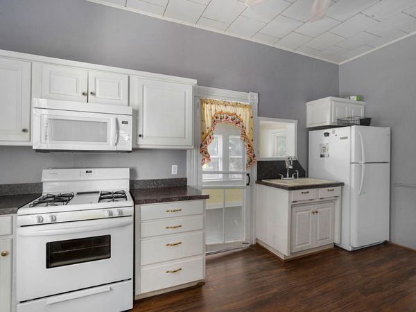 908 S Hickory Street , Mt Vernon, MO 65712