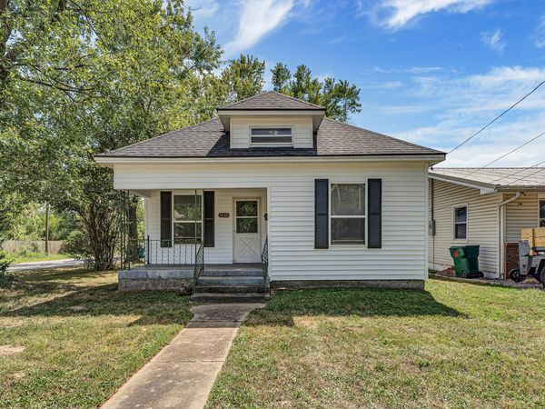 1800 W Atlantic Street , Springfield, MO 65803
