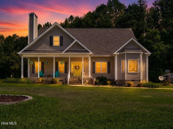 153 Meadow Brook Lane , Spring Hope, NC 27882