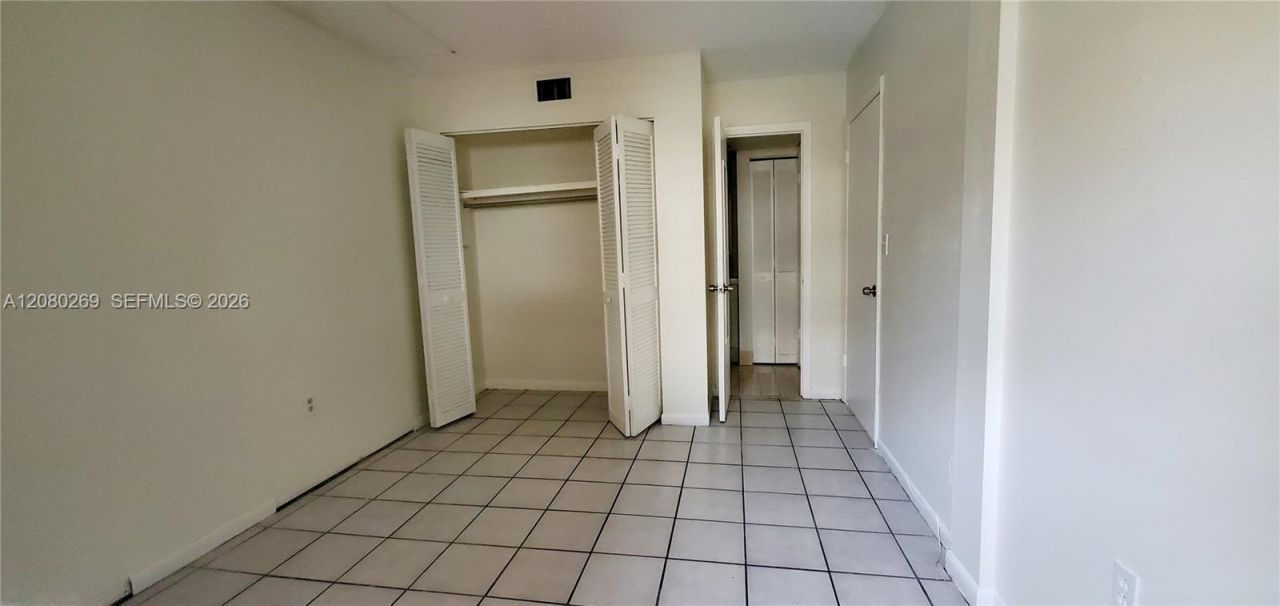 995 SW 84th Ave , Unit 218, Miami, FL 33144 Photo