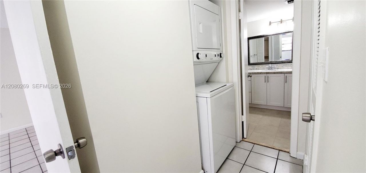 995 SW 84th Ave , Unit 218, Miami, FL 33144 Photo