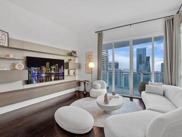 951 Brickell Ave , Unit 4111, Miami, FL 33131