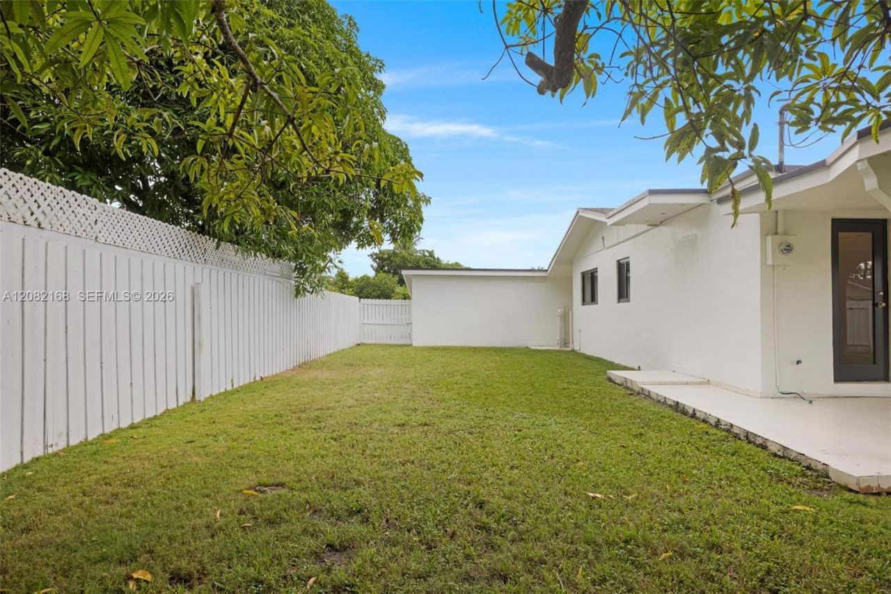 12010 SW 177th Ter , Miami, FL 33177 Photo