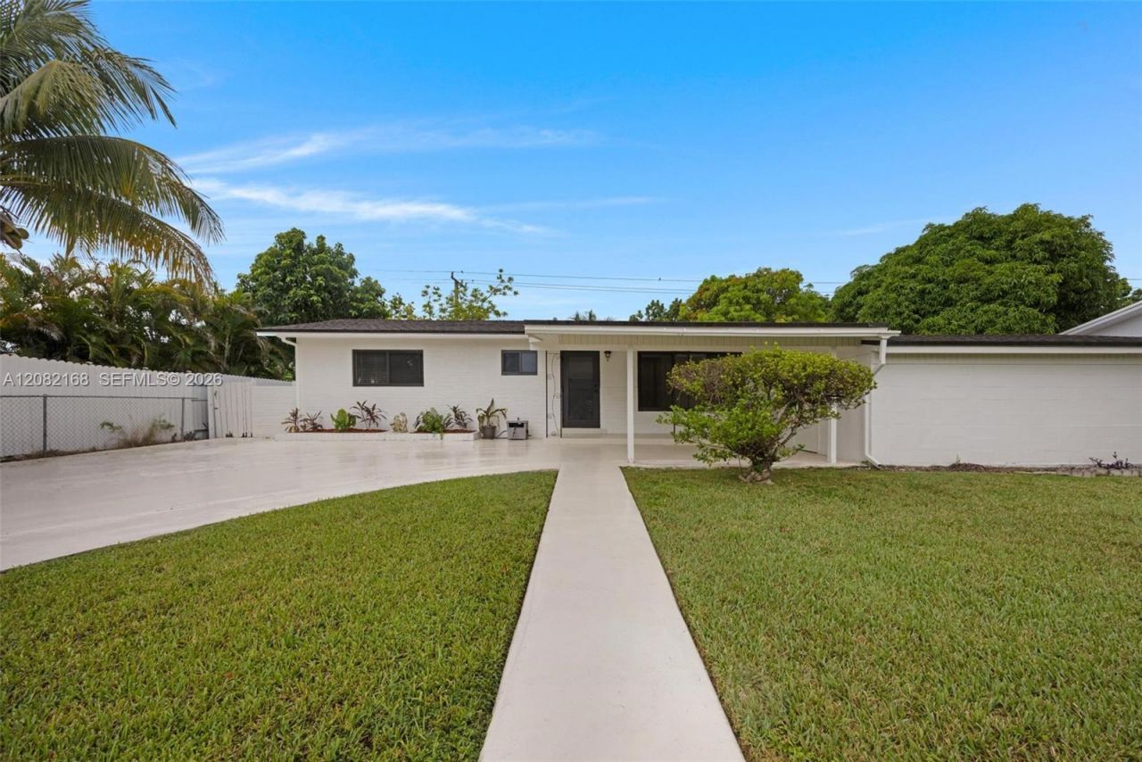 12010 SW 177th Ter , Miami, FL 33177 Photo
