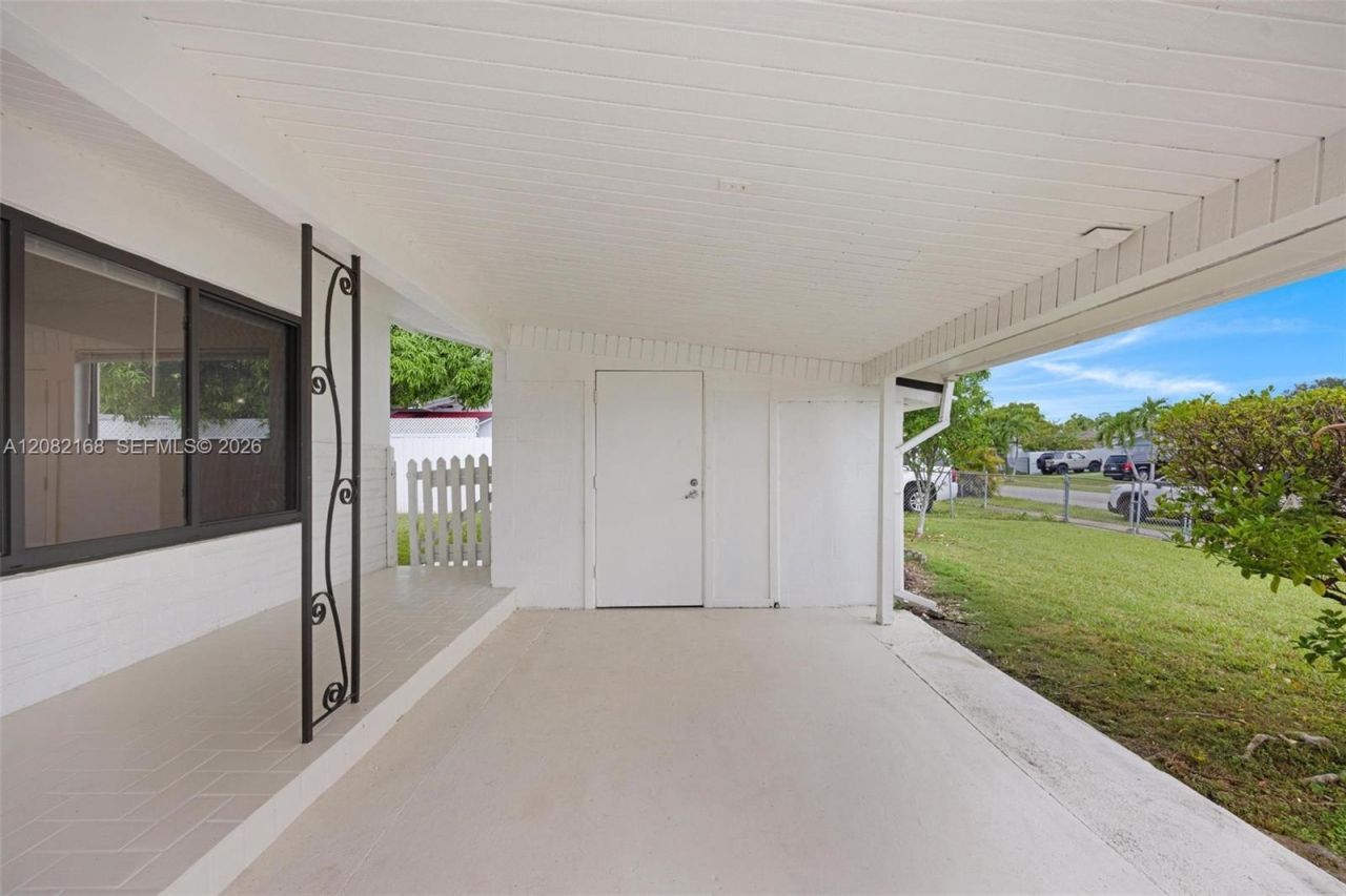 12010 SW 177th Ter , Miami, FL 33177 Photo