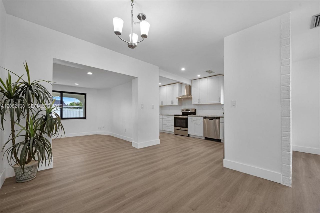 12010 SW 177th Ter , Miami, FL 33177 Photo
