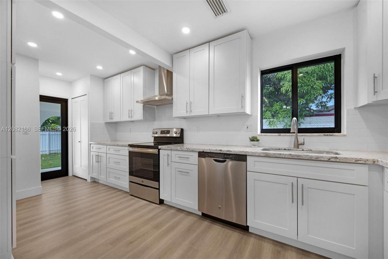 12010 SW 177th Ter , Miami, FL 33177 Photo