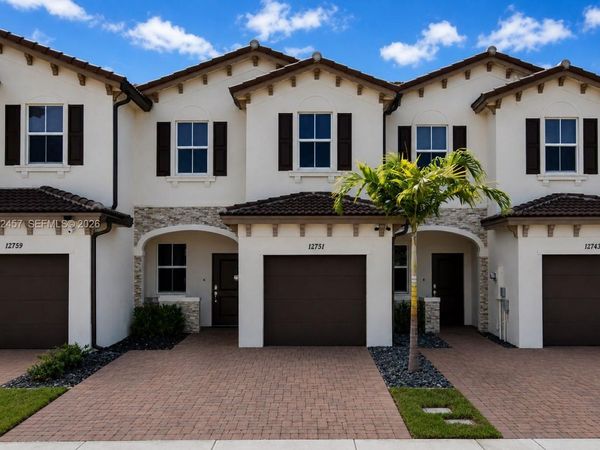 12751 NW 23rd Pl , Miami, FL 33167