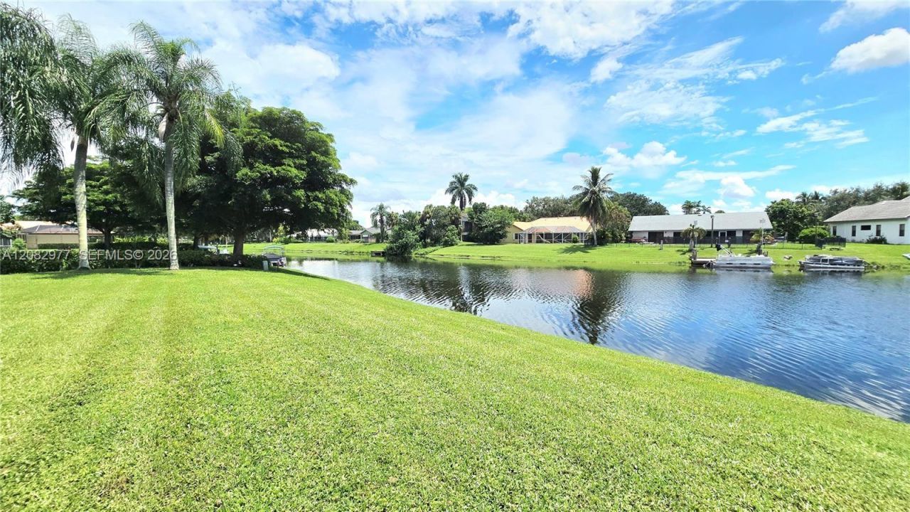 12724 Westport Cir, Wellington, FL 33414 Photo