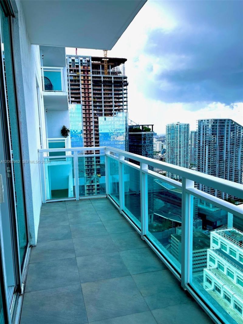 950 Brickell Bay Dr , Unit 4908, Miami, FL 33131 Photo