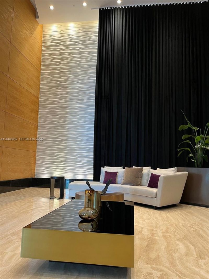 950 Brickell Bay Dr , Unit 4908, Miami, FL 33131 Photo