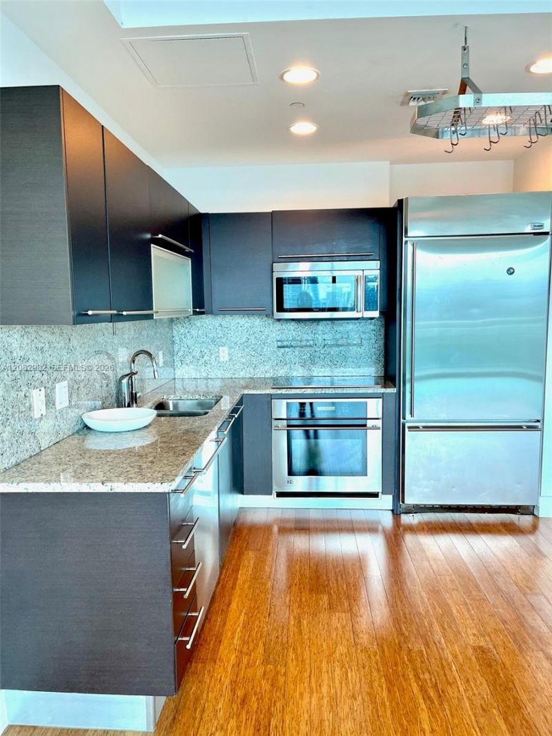 950 Brickell Bay Dr , Unit 4908, Miami, FL 33131 Photo