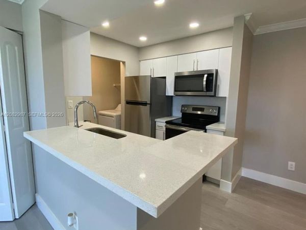 Unit 1812, Pompano Beach, FL 33069