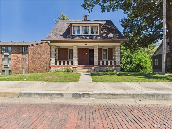 432 N Main Street , Poplar Bluff, MO 63901