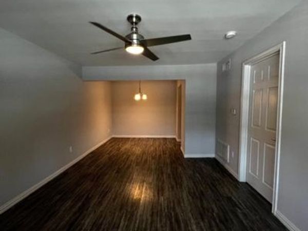 5122 Gaston Avenue , Unit 22-J, Dallas, TX 75214
