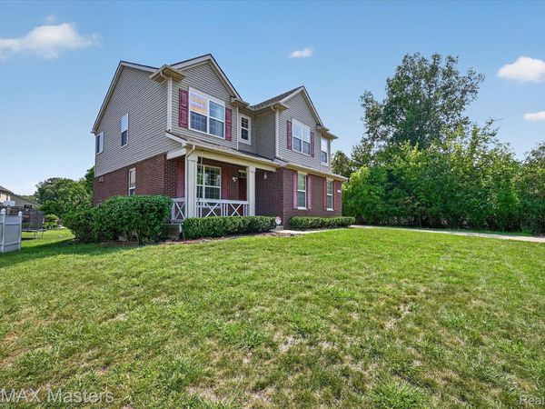 28377 Essex, Flat Rock, Mi 48134