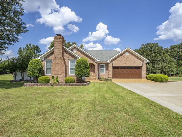 350 YEISER DR, Savannah, TN 38372