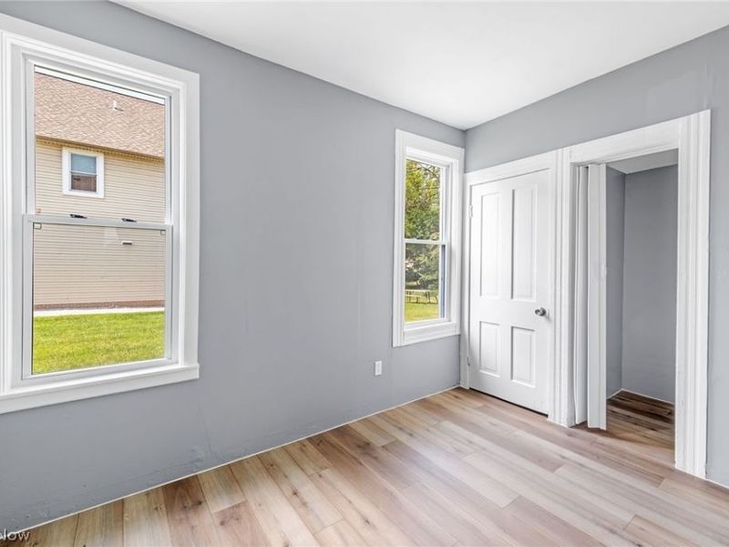 2612 Daisy Avenue, Cleveland, OH 44109 Photo 28