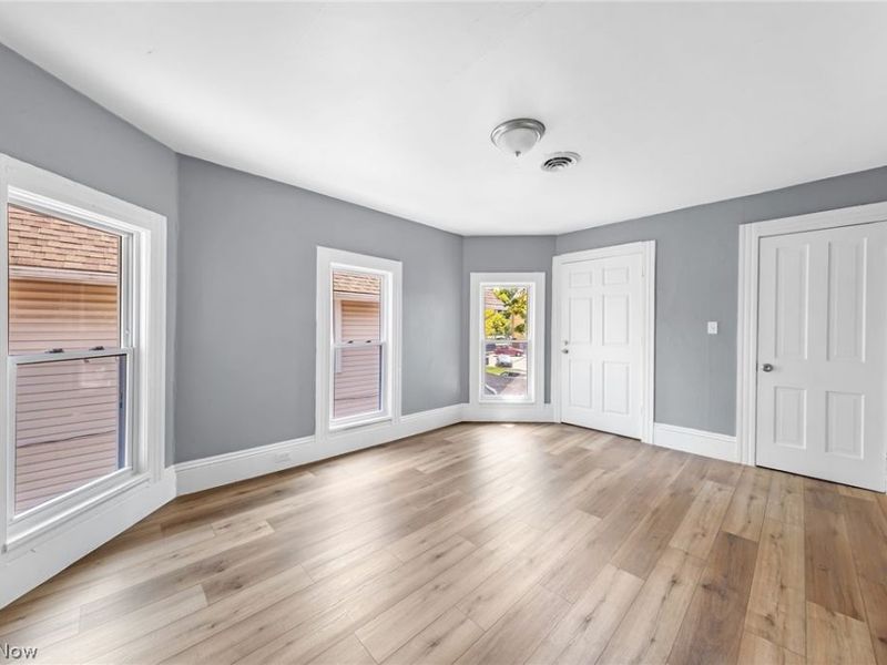 2612 Daisy Avenue, Cleveland, OH 44109 Photo 5