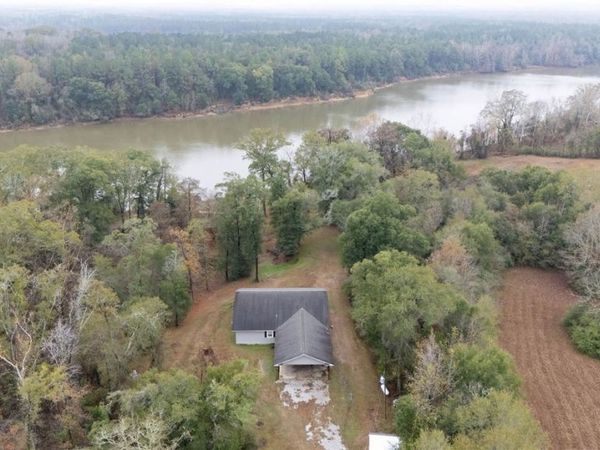 3203 County Road 69 , Boligee, AL 35542