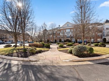 8600 LIBERTY STREET , Unit 102, MANASSAS, VA 20110