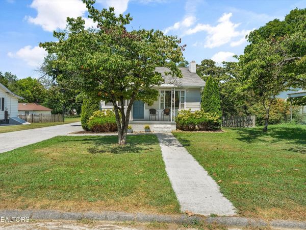 879 Birch St, Alcoa, TN 37701
