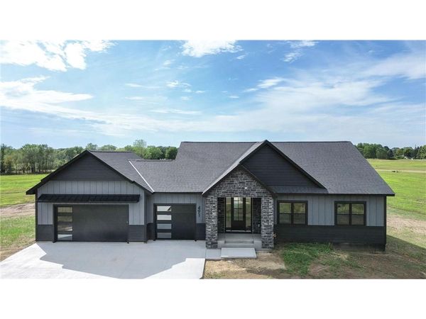 491 Elbert Drive, Hudson, WI 54016