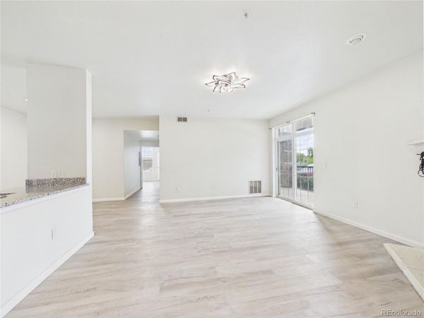 3890 S Dayton Street , Unit 107, Aurora, CO 80014