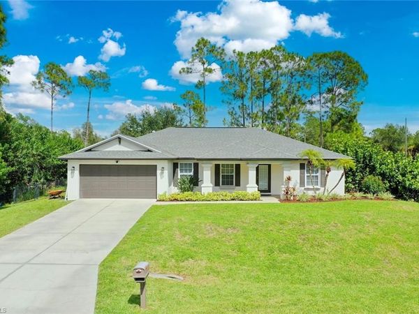 137 Napier AVE S, LEHIGH ACRES, FL 33974