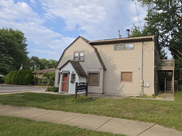 115 Fairview Avenue , Rockford, IL 61108
