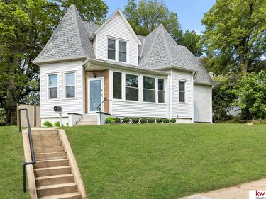 4728 N 38th Street, Omaha, NE 68111