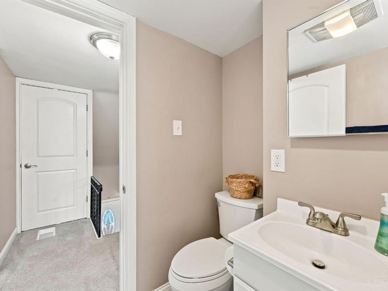 5592 North Glen Road, Green Township, OH 45248 Photo 25