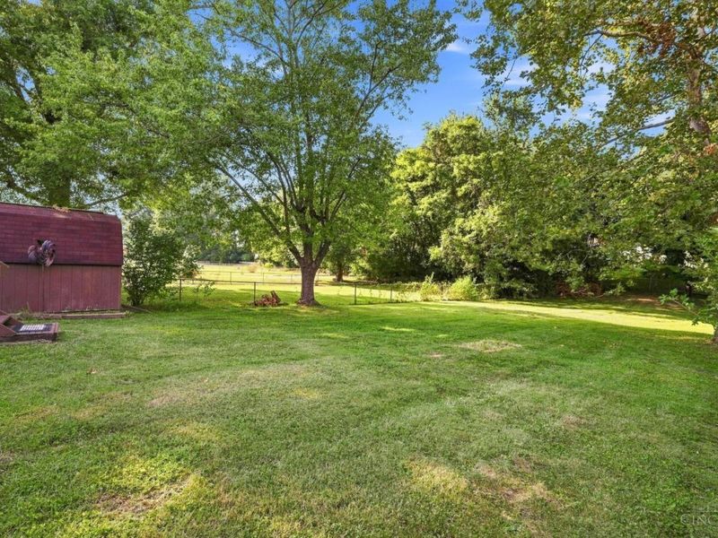 5592 North Glen Road, Green Township, OH 45248 Photo 30