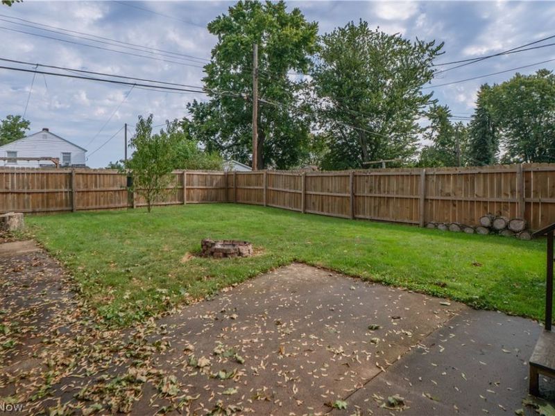 1209 Spangler Road NE, Canton, OH 44714 Photo 29