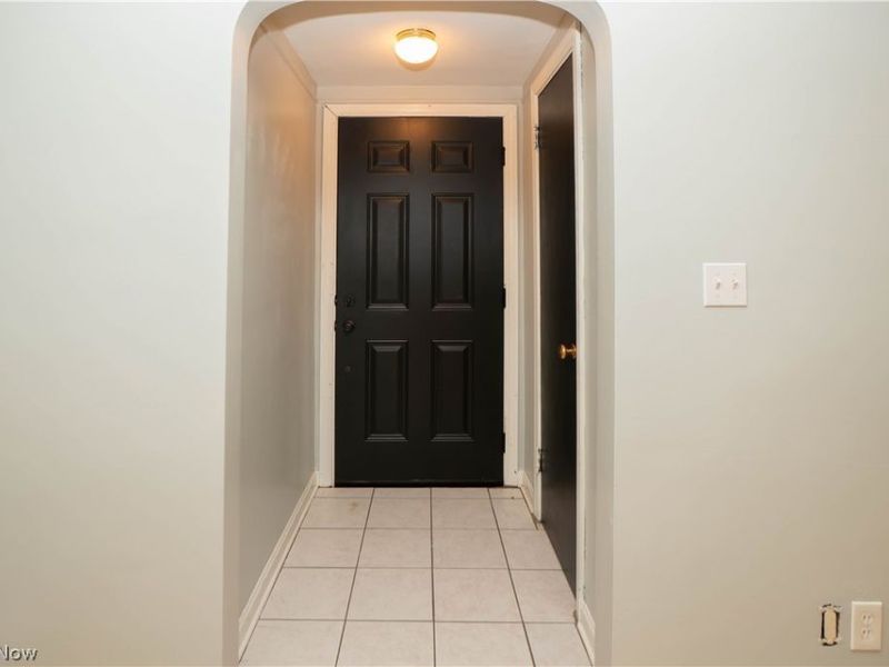 1209 Spangler Road NE, Canton, OH 44714 Photo 3