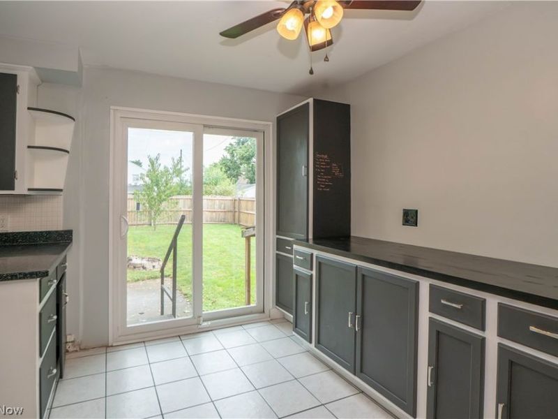 1209 Spangler Road NE, Canton, OH 44714 Photo 9